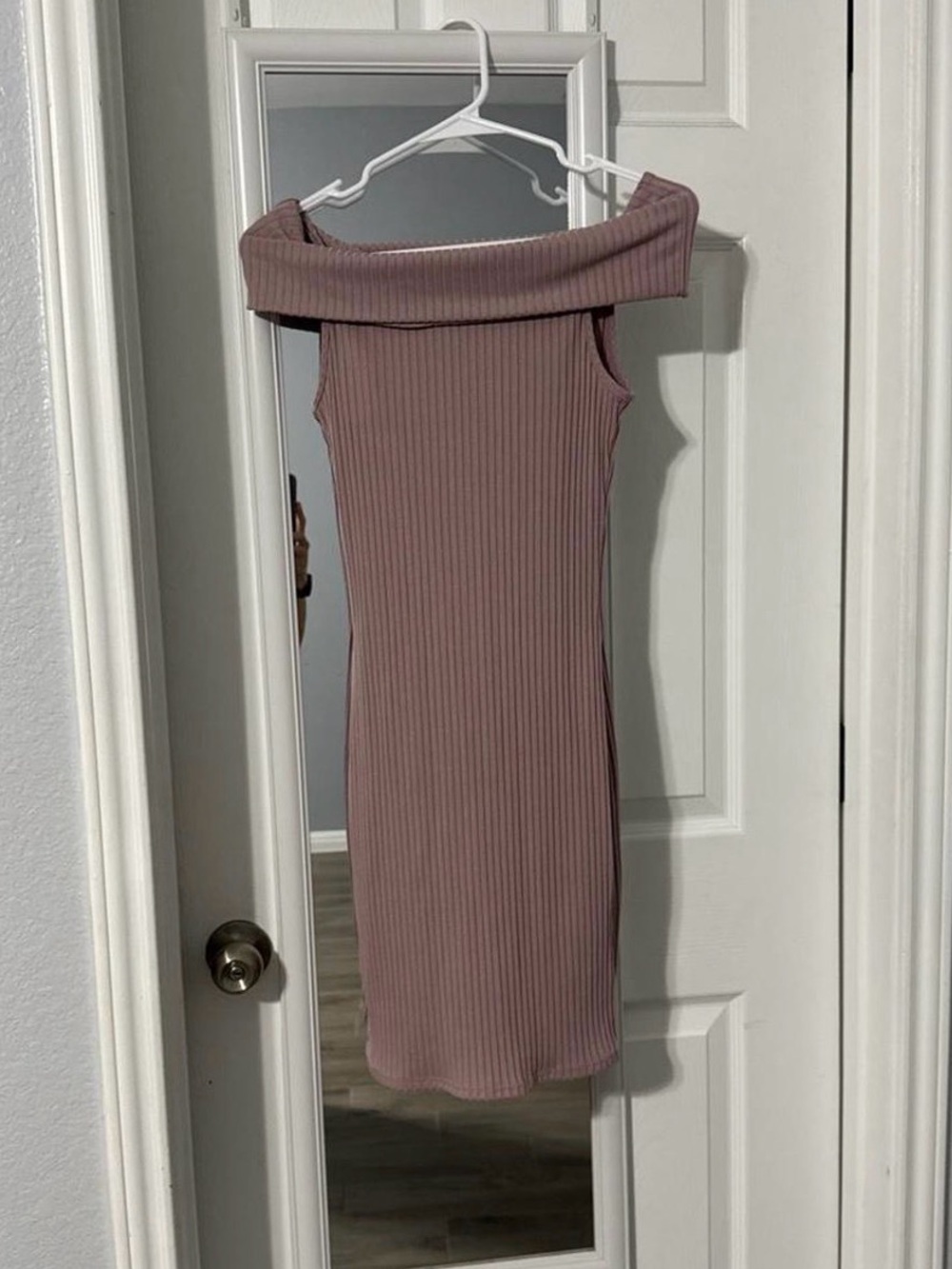 Charlotte Russe One-Shoulder Ribbed Bodycon Dress in Mauve